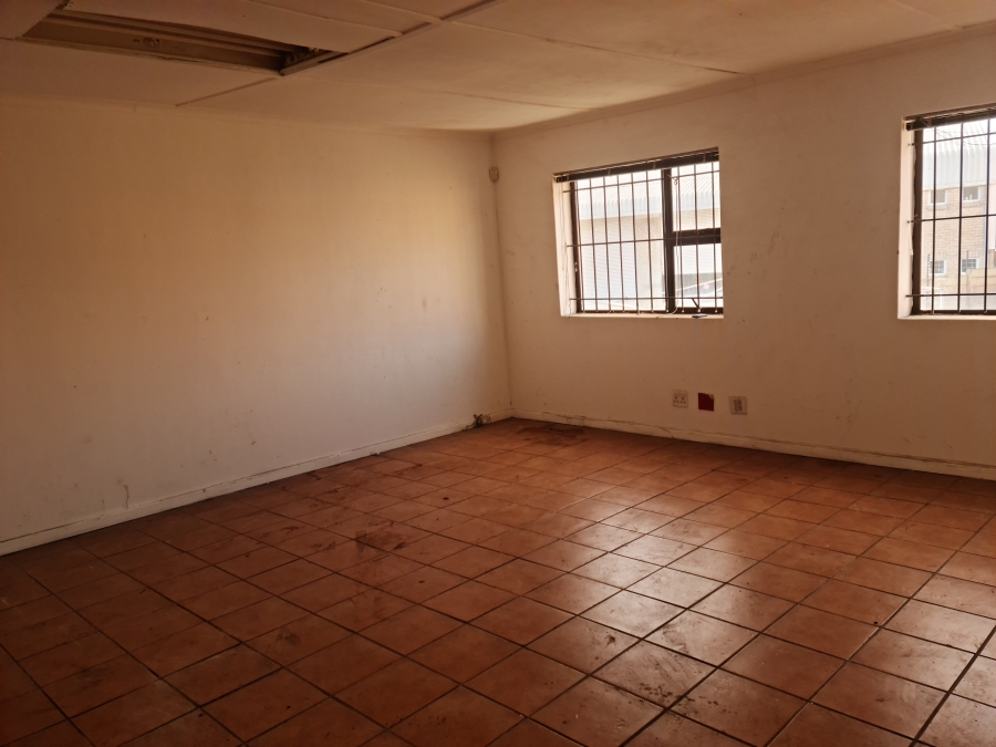To Let commercial Property for Rent in Gants Plaza Western Cape